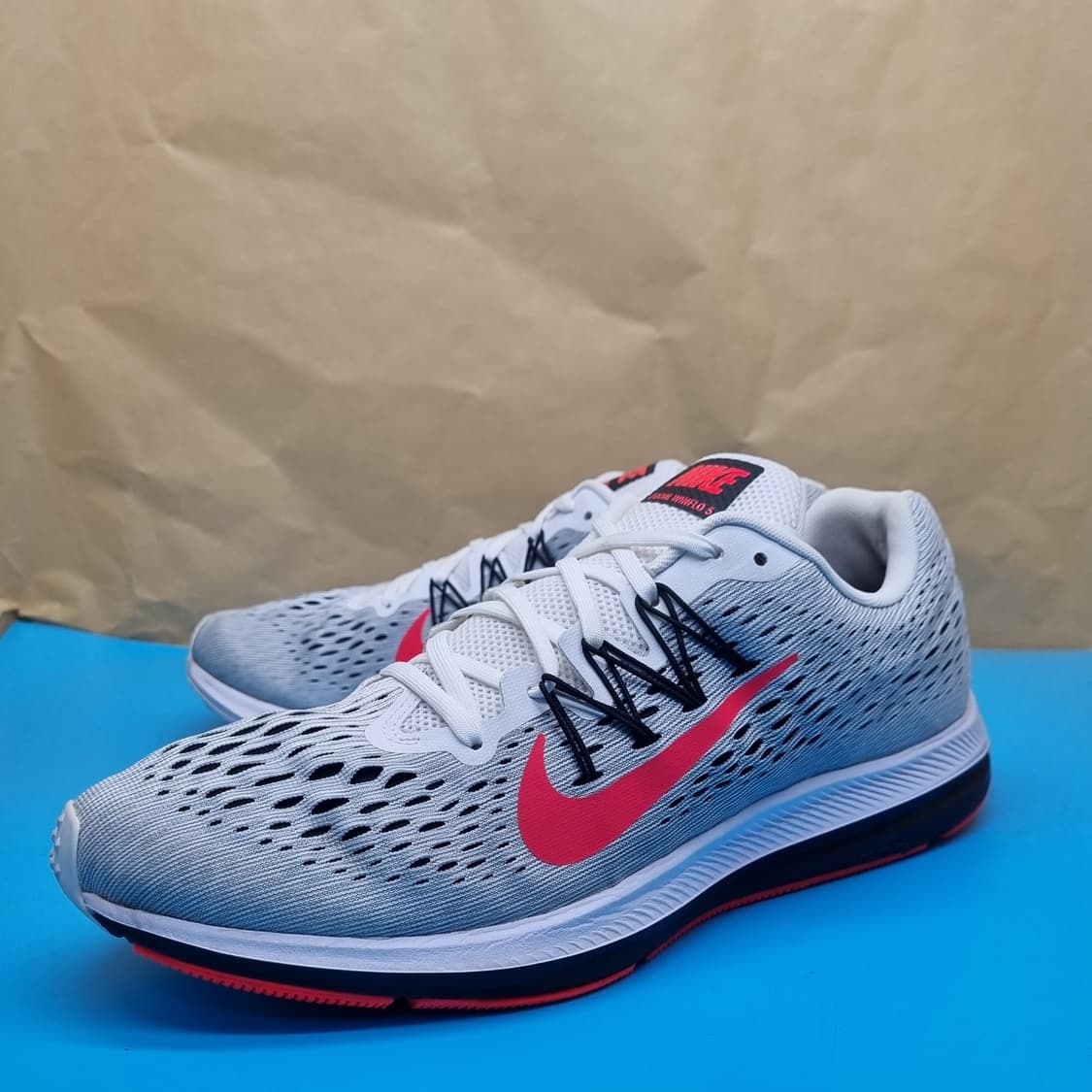 나이키 에어줌 윈플로5 남성운동화290. 상품이미지1