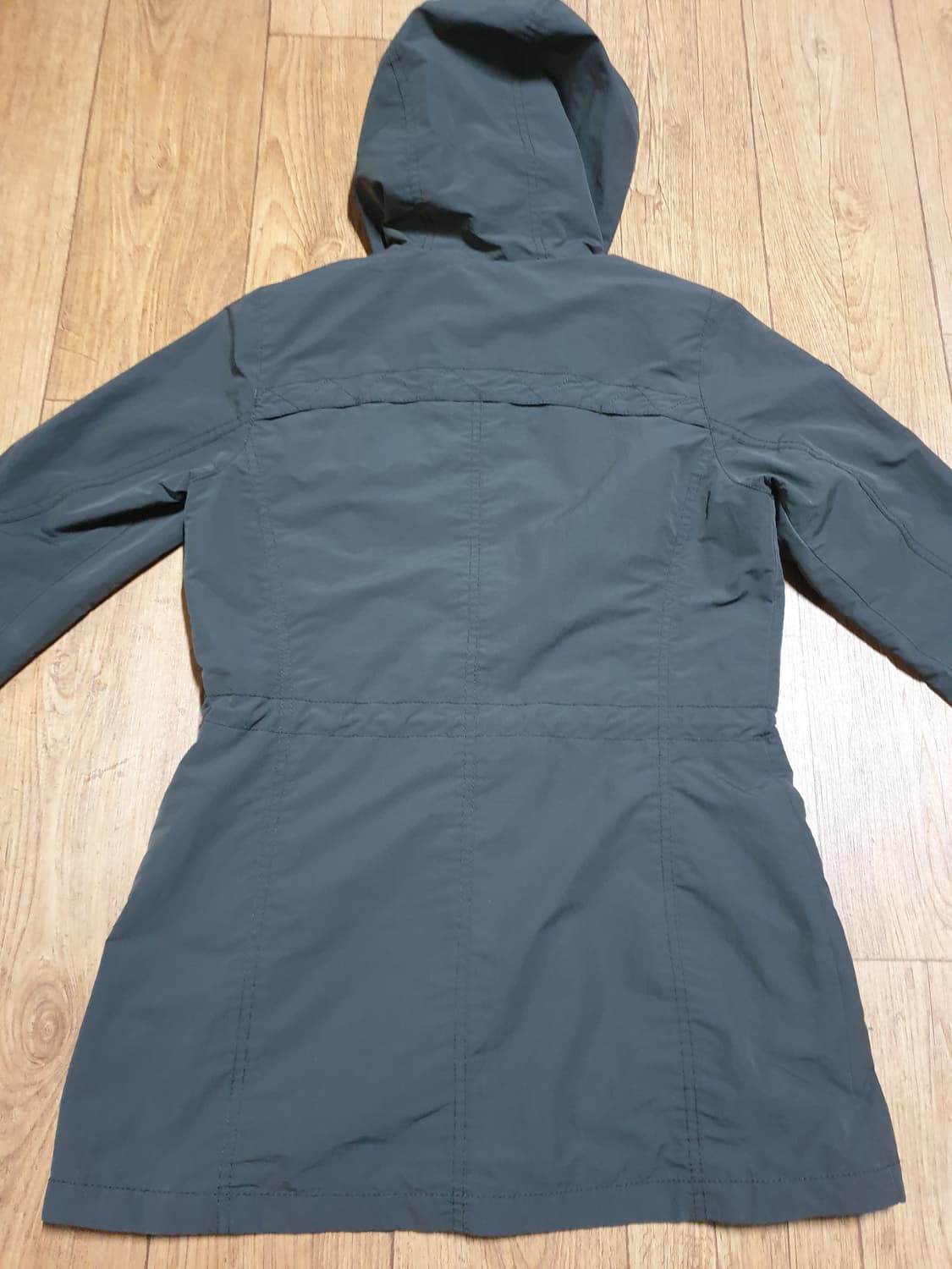 1186 센터폴 아웃도어 아우터 90 사이즈입니다 상품이미지5