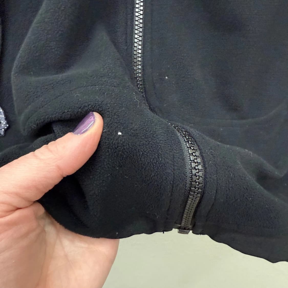 마운틴하드웨어 윈드스토퍼 테크 플리스 자켓 블랙 상품이미지10