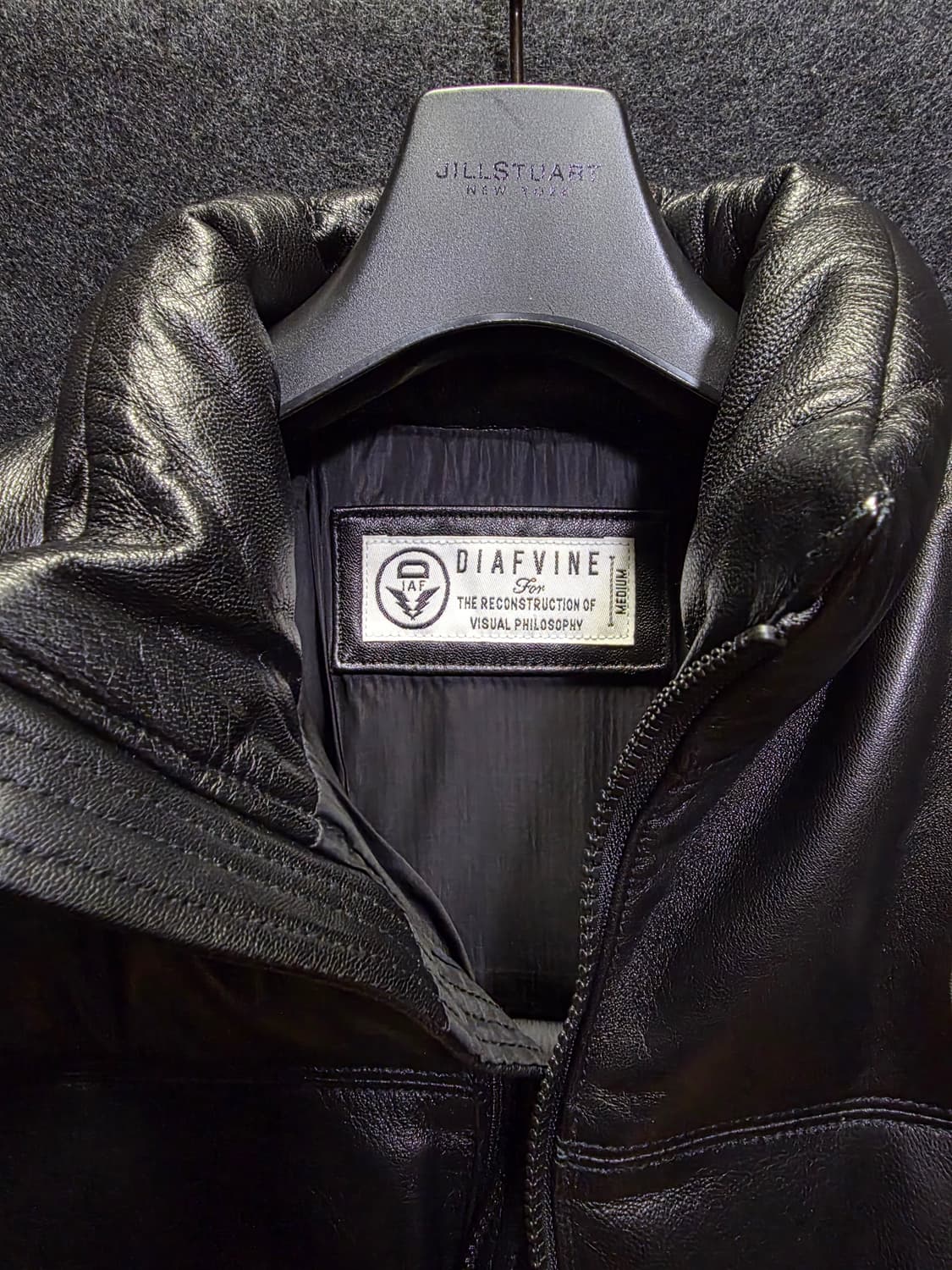 디아프바인 램스킨 - 양가죽 - 덕다운 아머 자켓 상품이미지4