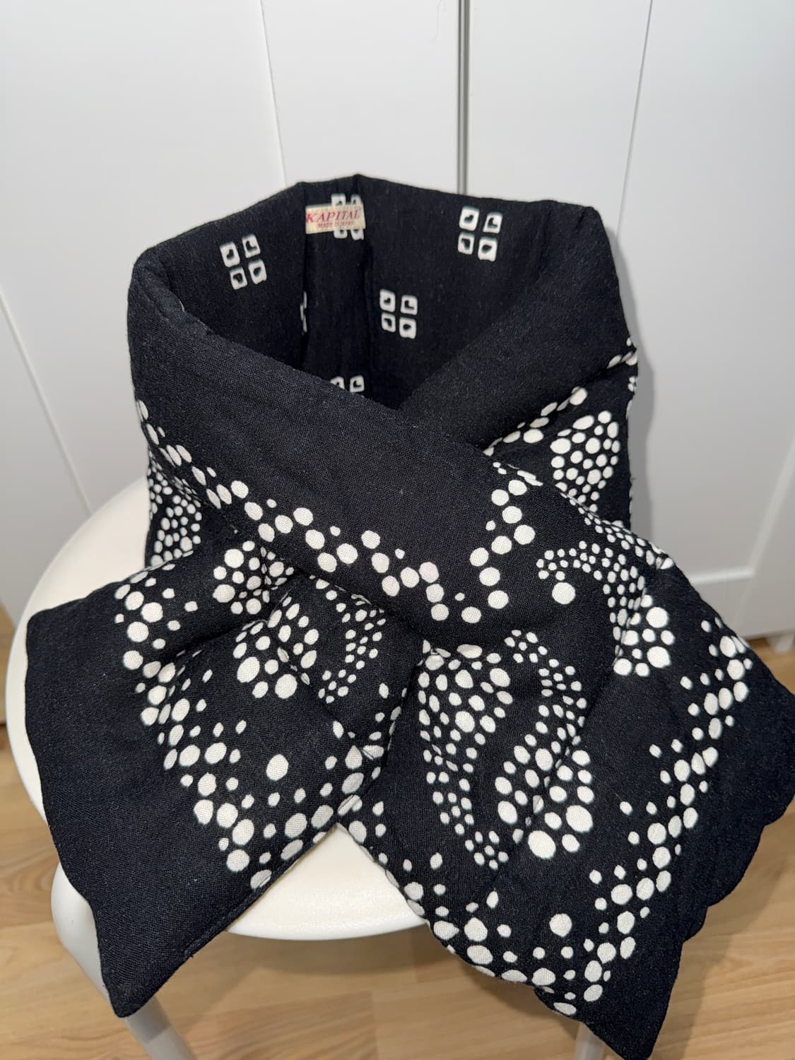 캐피탈 헴프 레이온 반다나 패턴 케사 머플러 블랙 상품이미지2