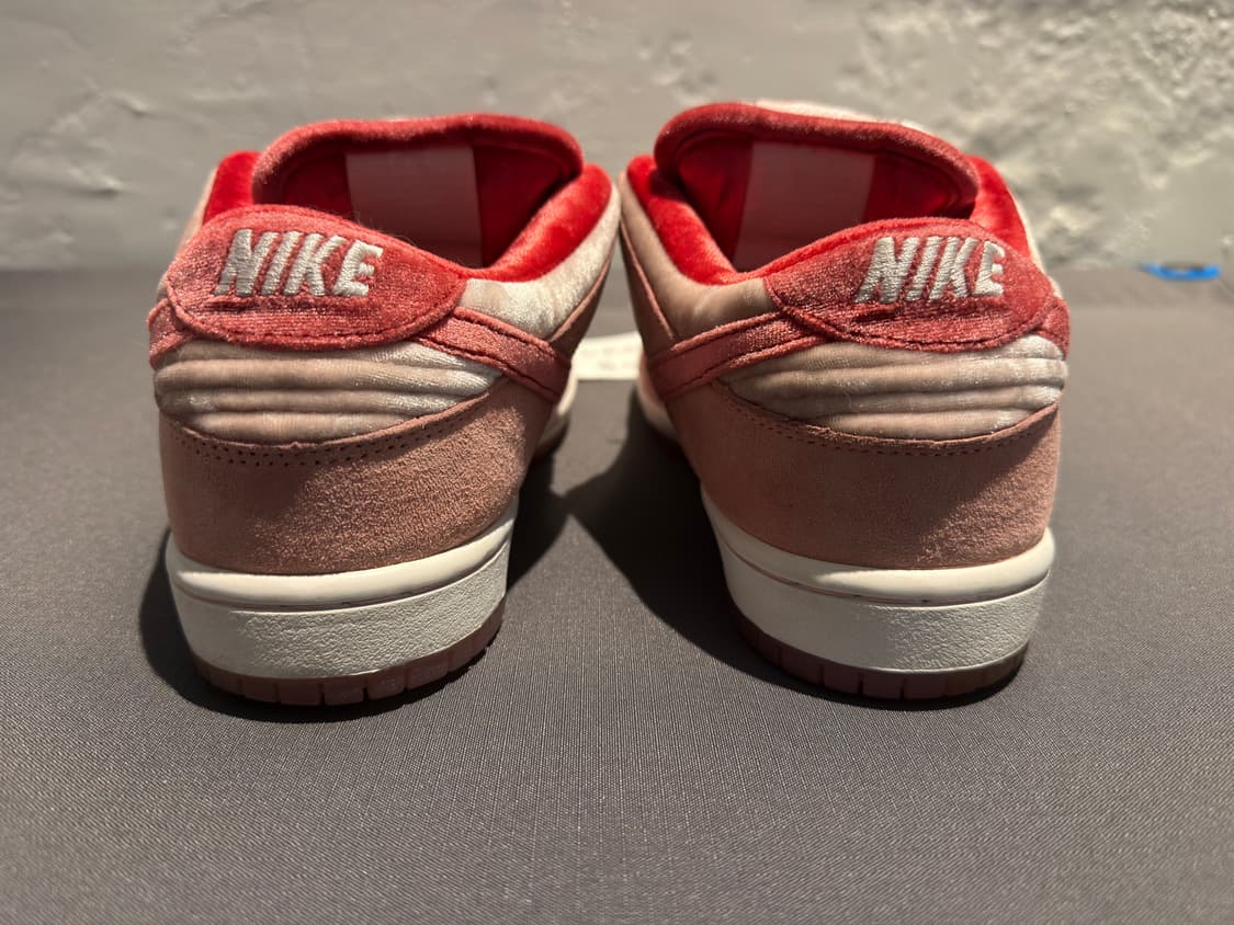 260 나이키 스트레인지러브 SB 덩크 로우 핑크 상품이미지5