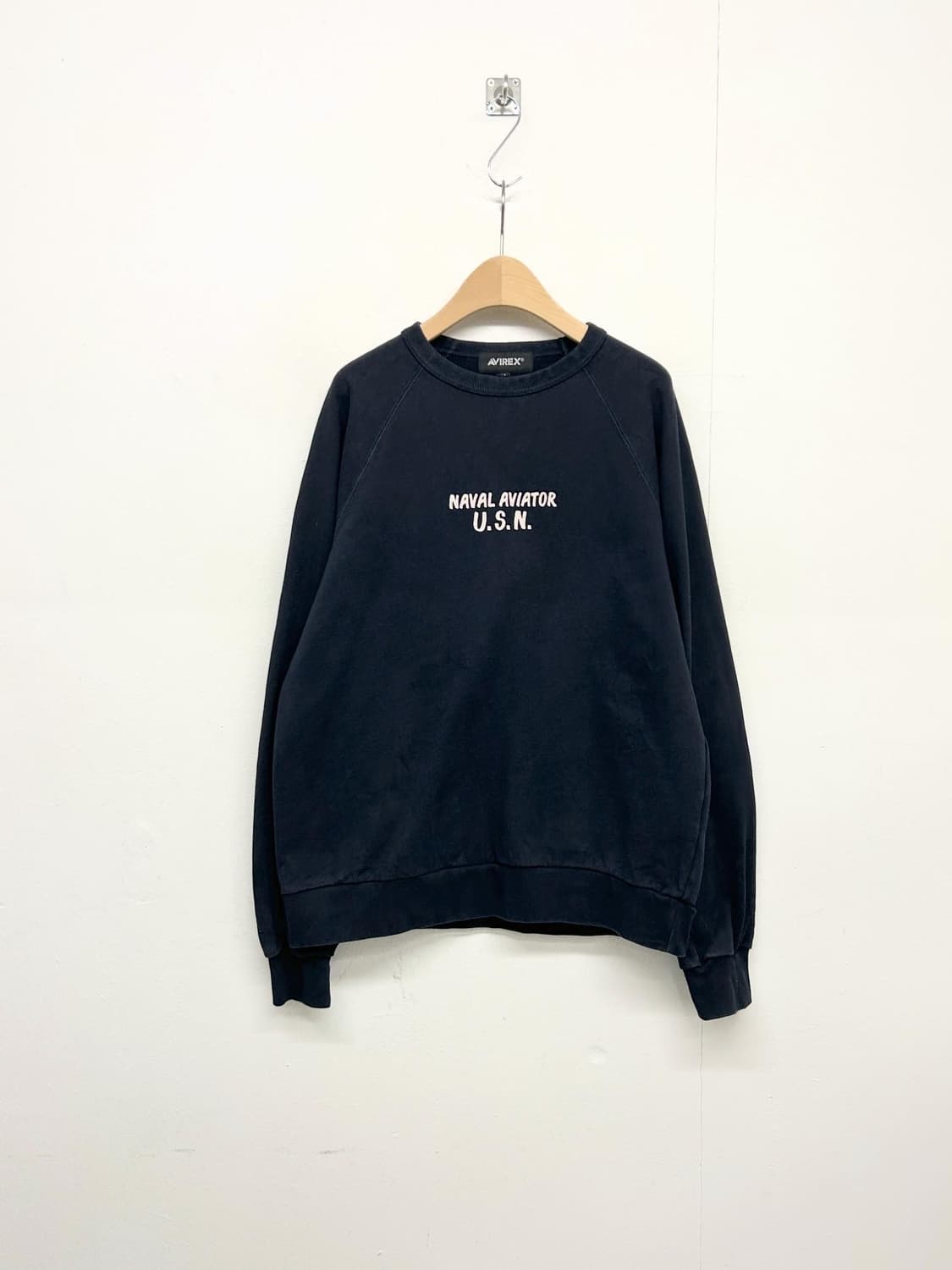 AVIREX 캣 프린팅 맨투맨 상품이미지3