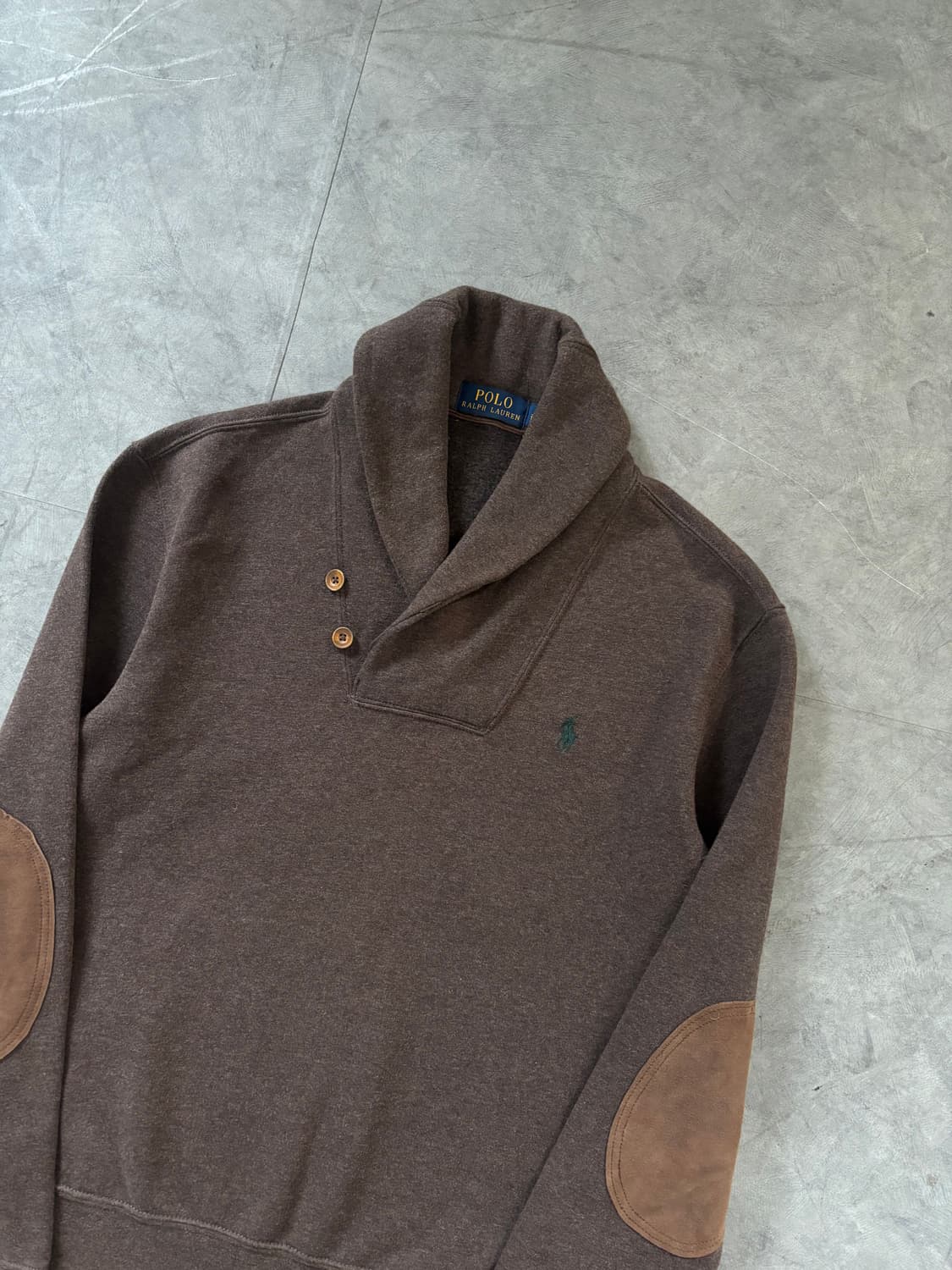 Polo 폴로 랄프로렌 브라운 컬러 엘보우 패치 숄카라 스웻  상품이미지3