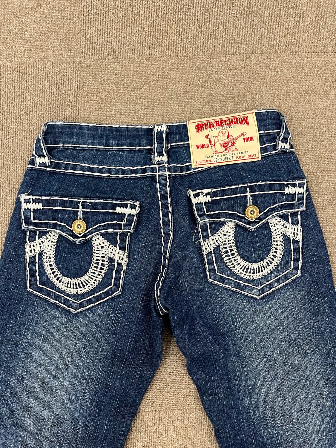 TureReligion white stitched jeans 상품이미지8