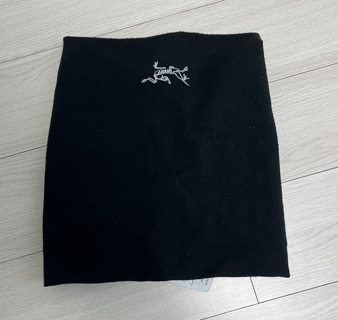 아크테릭스 Rho LTW 넥 워머 블랙 상품이미지1