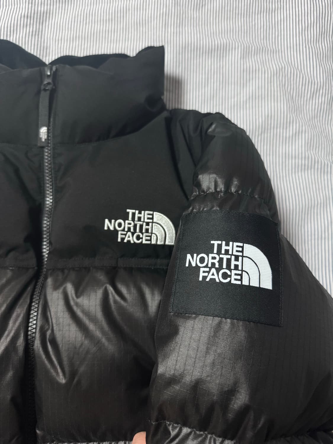 W 노스페이스 화이트 라벨 노벨티 눕시 다운 자켓 블랙 상품이미지4