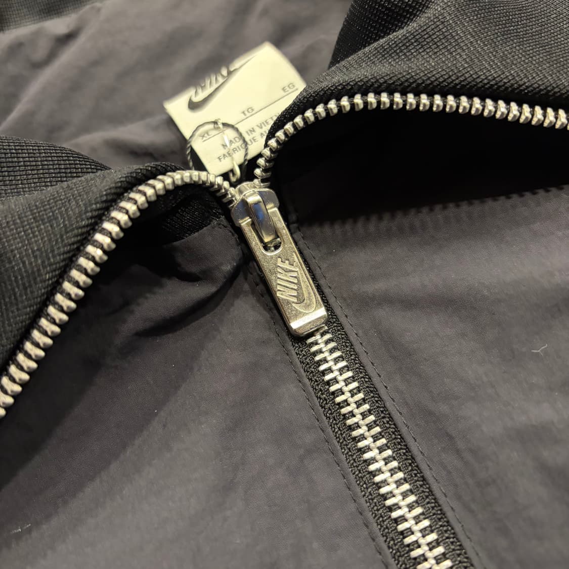 [XL] 나이키 우먼 크롭 봄버 블랙 뽀글이 플리스 후리스 자켓 C404 상품이미지4