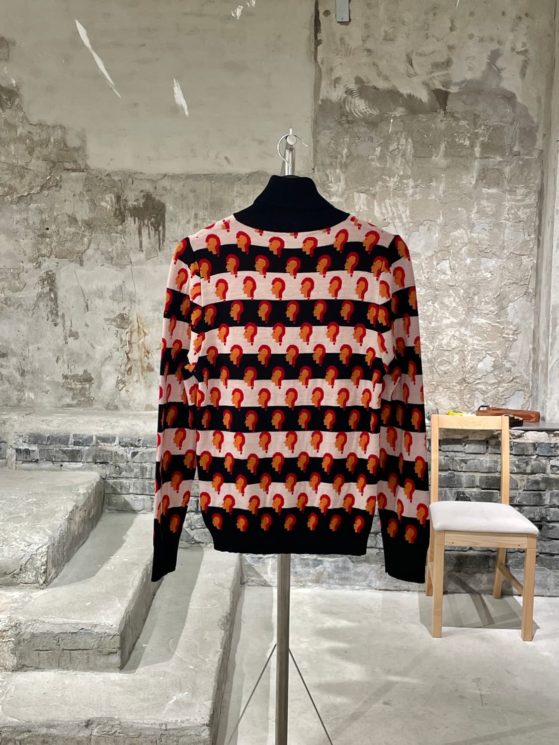 라프 시몬스 13F/W 런웨이 퀘스쳔 마크 스트라이프 터틀넥 니트 상품이미지6