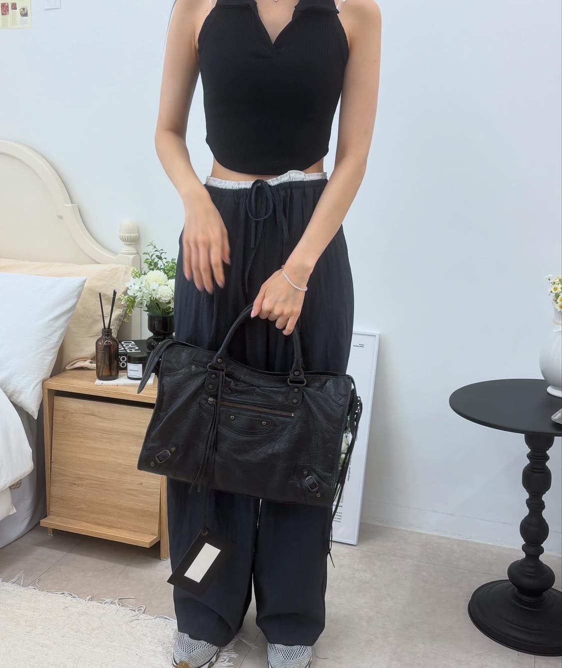 [SA급 정품] 발렌시아가 시티 모터백 미디움 블랙 상품이미지9