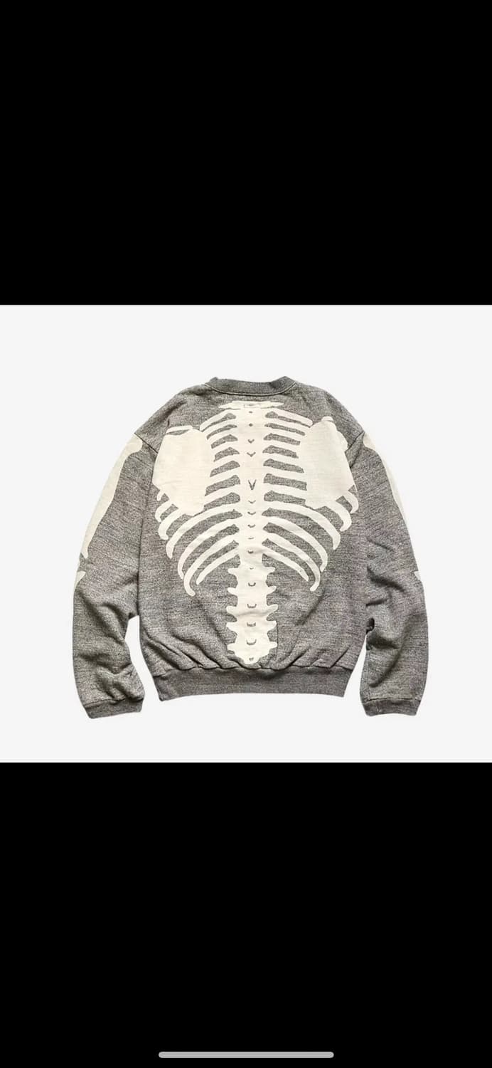 캐피탈 본 스웻 상품이미지1