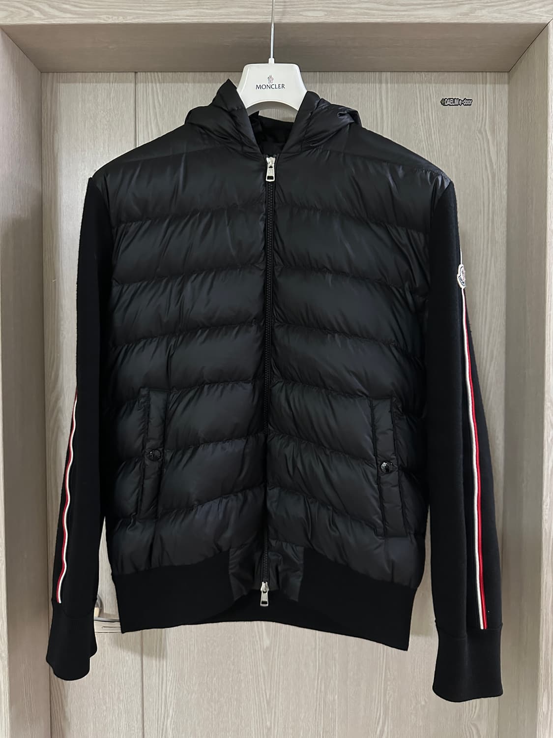 몽클레어 24FW 트리콧 니트 후드 가디건 패딩 XL 상품이미지1