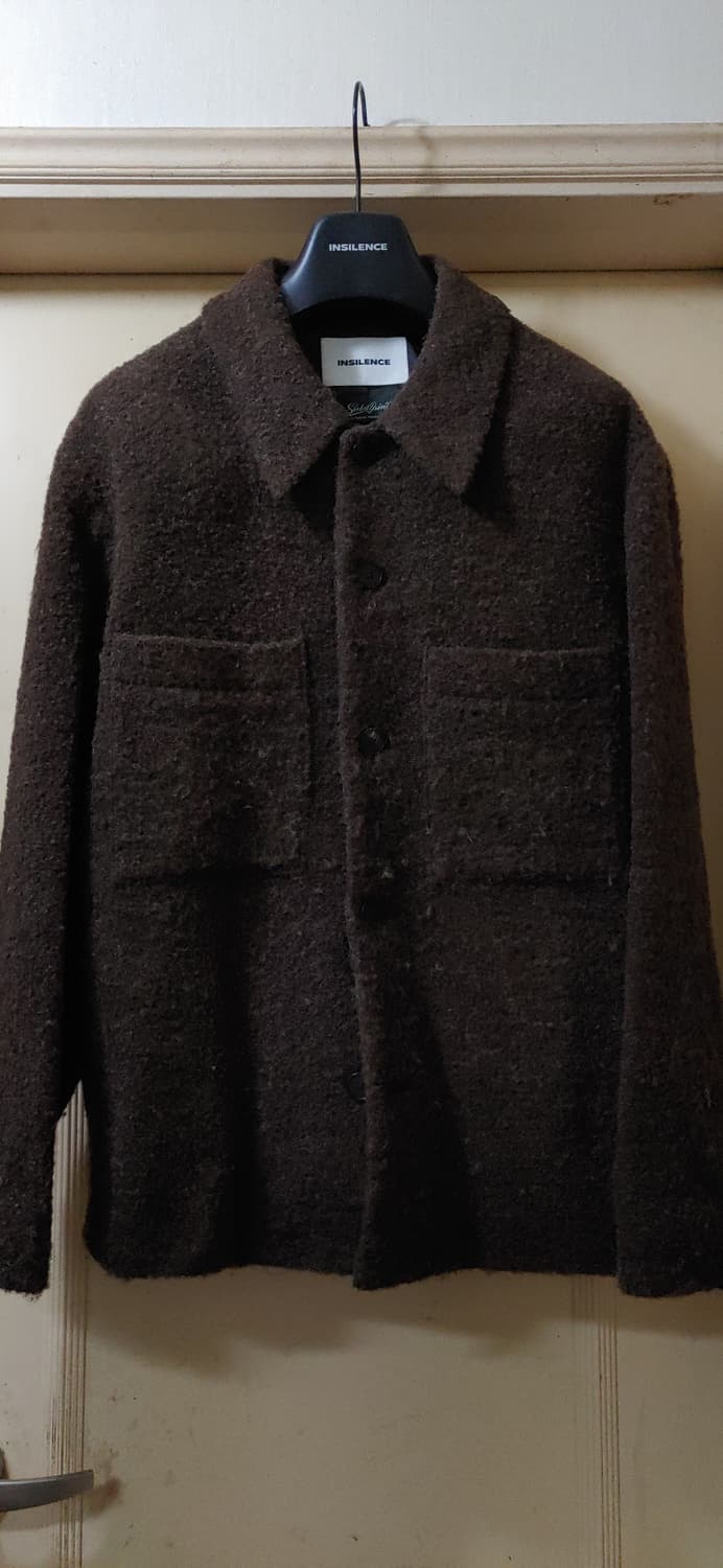 인사일런스 브라운 부클 울자켓 팝니다 상품이미지1
