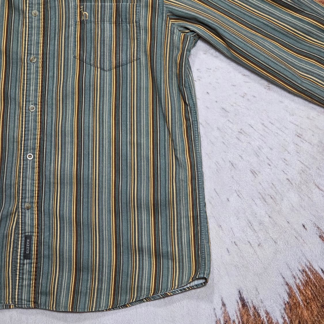 헤지스 그린 브라운 골덴 스트라이프 셔츠 상품이미지3