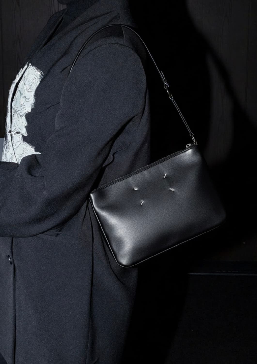 마르지엘라 레더 클러치 숄더백(블랙) 상품이미지3