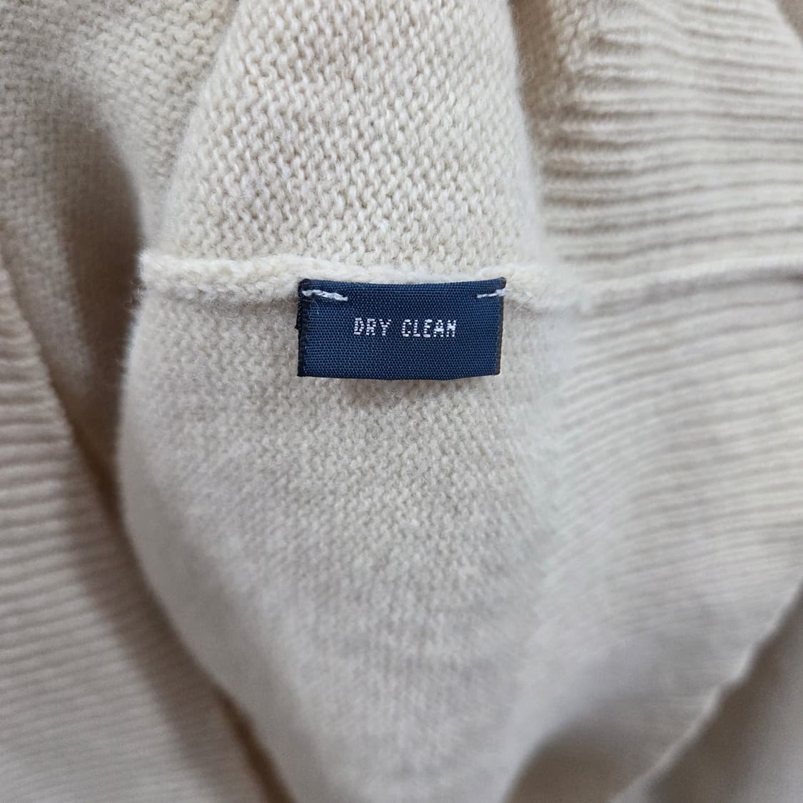 폴로랄프로렌 램스울 옐로우 브이넥 니트 L 상품이미지4