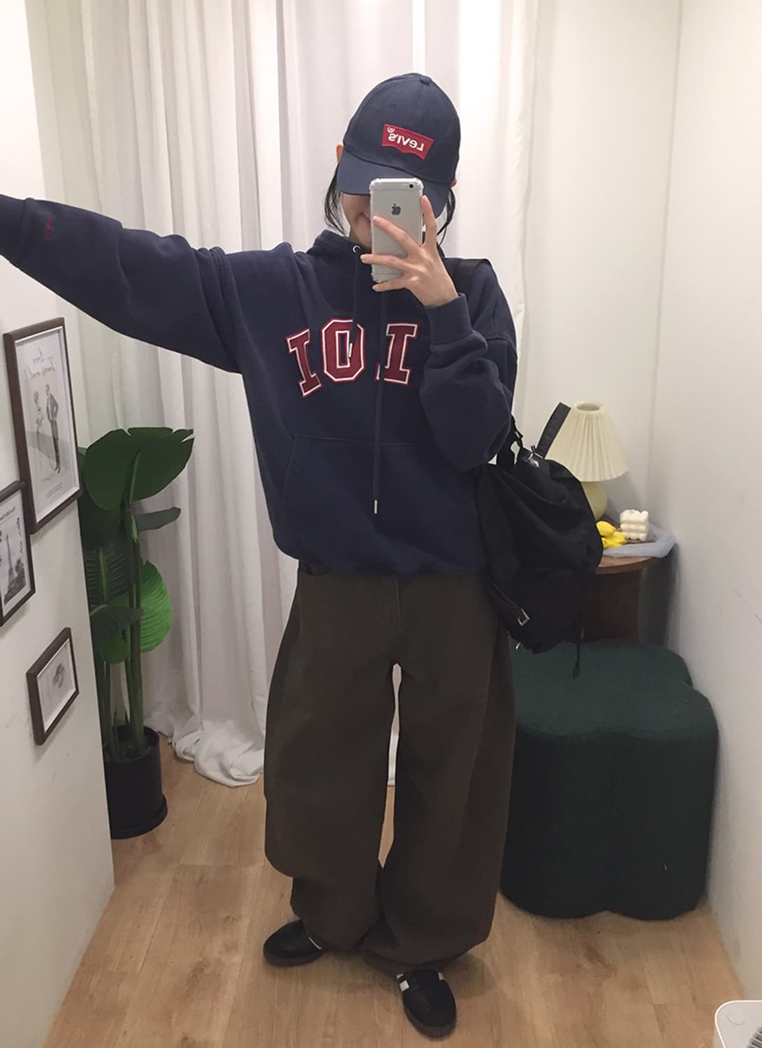 여성 오아이오아이 오버핏 후드티 100 상품이미지2