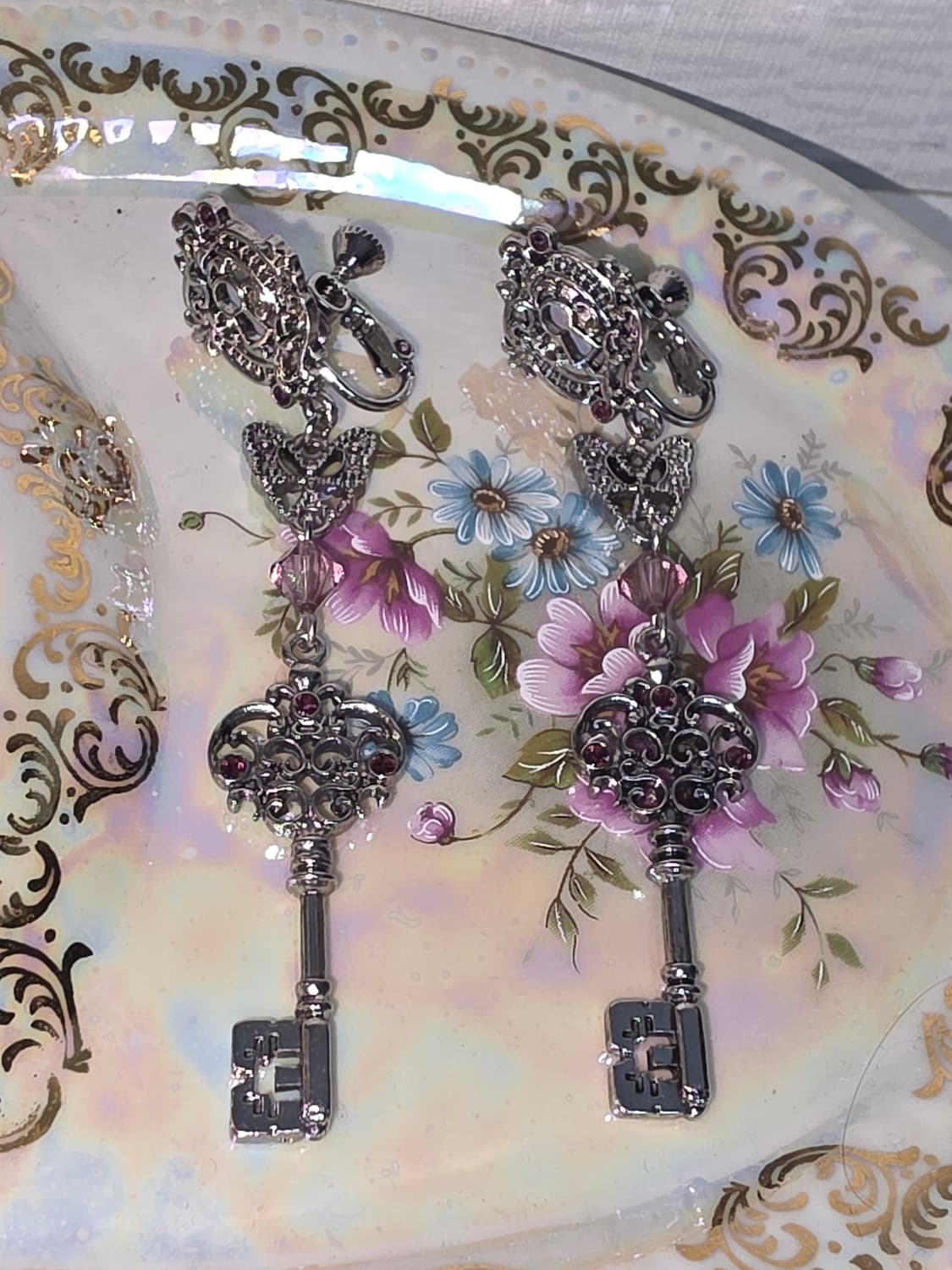 엑시즈팜 고전 올드 앤틱 열쇠 나비 큐빅 귀걸이 귀찌 상품이미지1