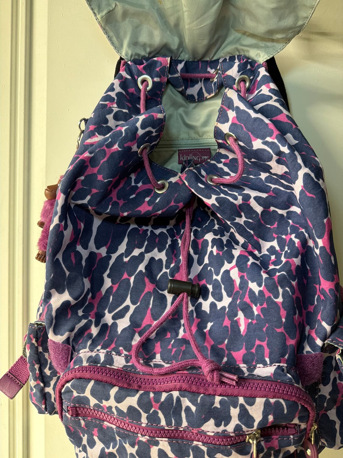 키플링 퍼플 레오파드 복주머니 백팩 상품이미지7