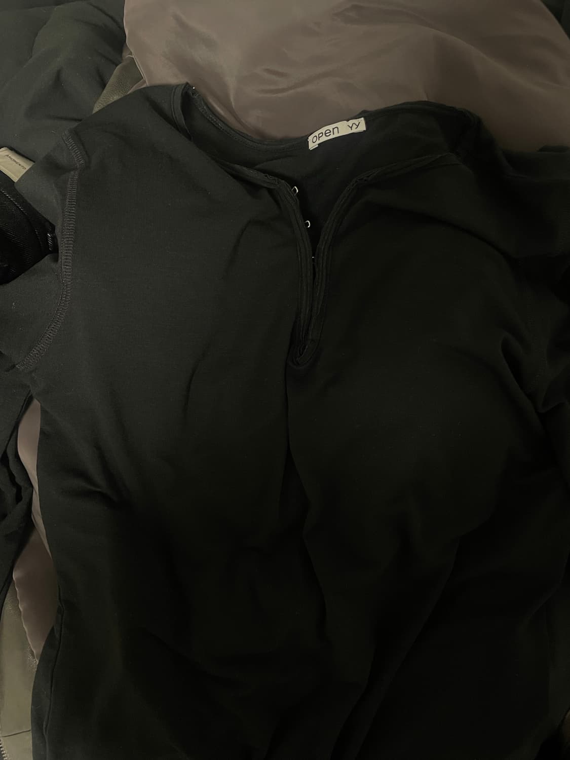 (거의 새상품) openyy 후크 헨리 롱슬리브 블랙m 상품이미지5