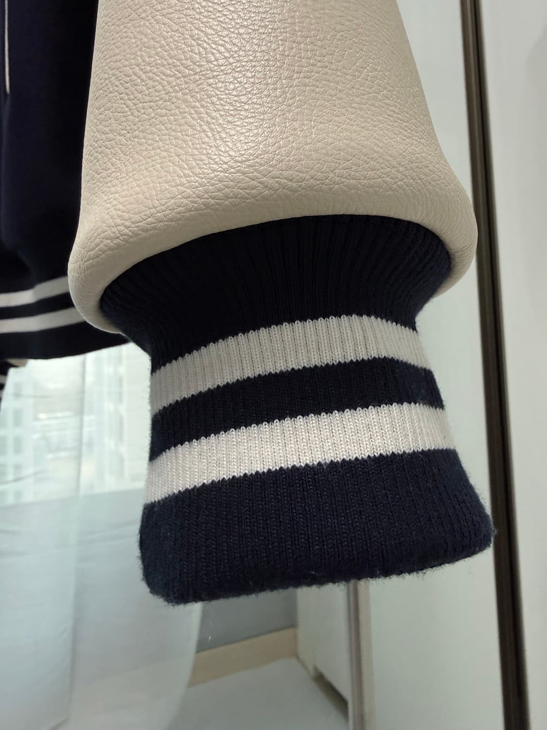 [급처] 오프넥 바시티 자켓 navy / s사이즈 상품이미지4