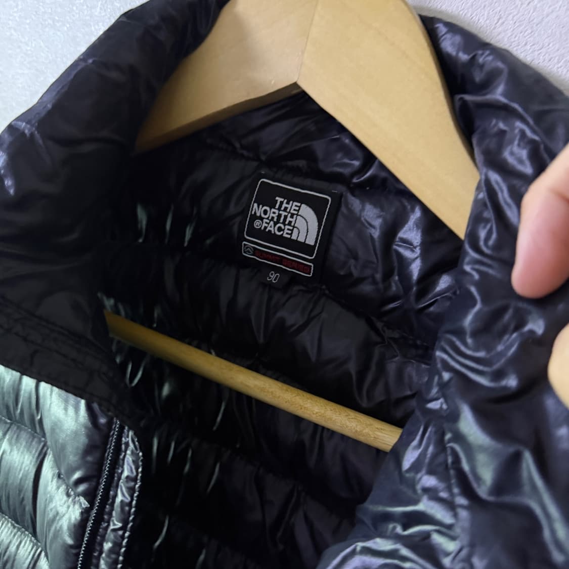 노스페이스 아콘가쿠아 경량 패딩 700 서밋 베스트 90 (여성 66) 상품이미지8