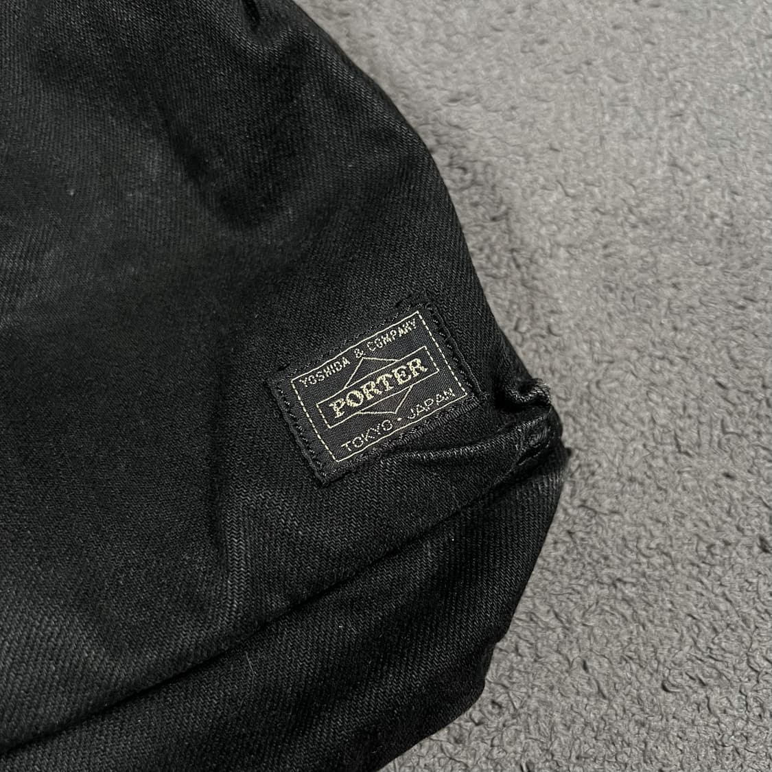 PORTER 포터 블랙 컨버스 크로스백 상품이미지4