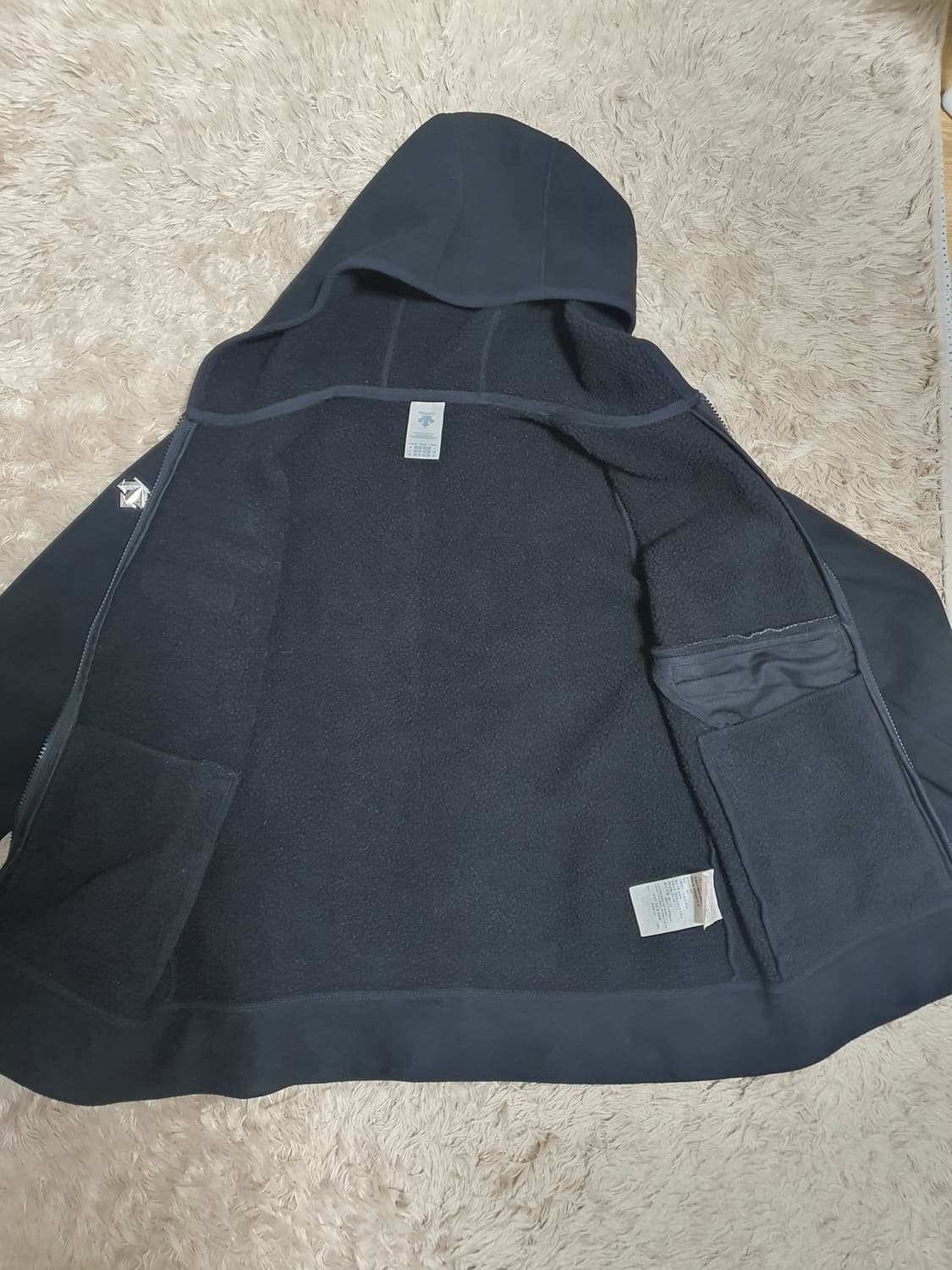 데상트 아우디 기모후드 자켓 상태 굿  사이즈 90 상품이미지2