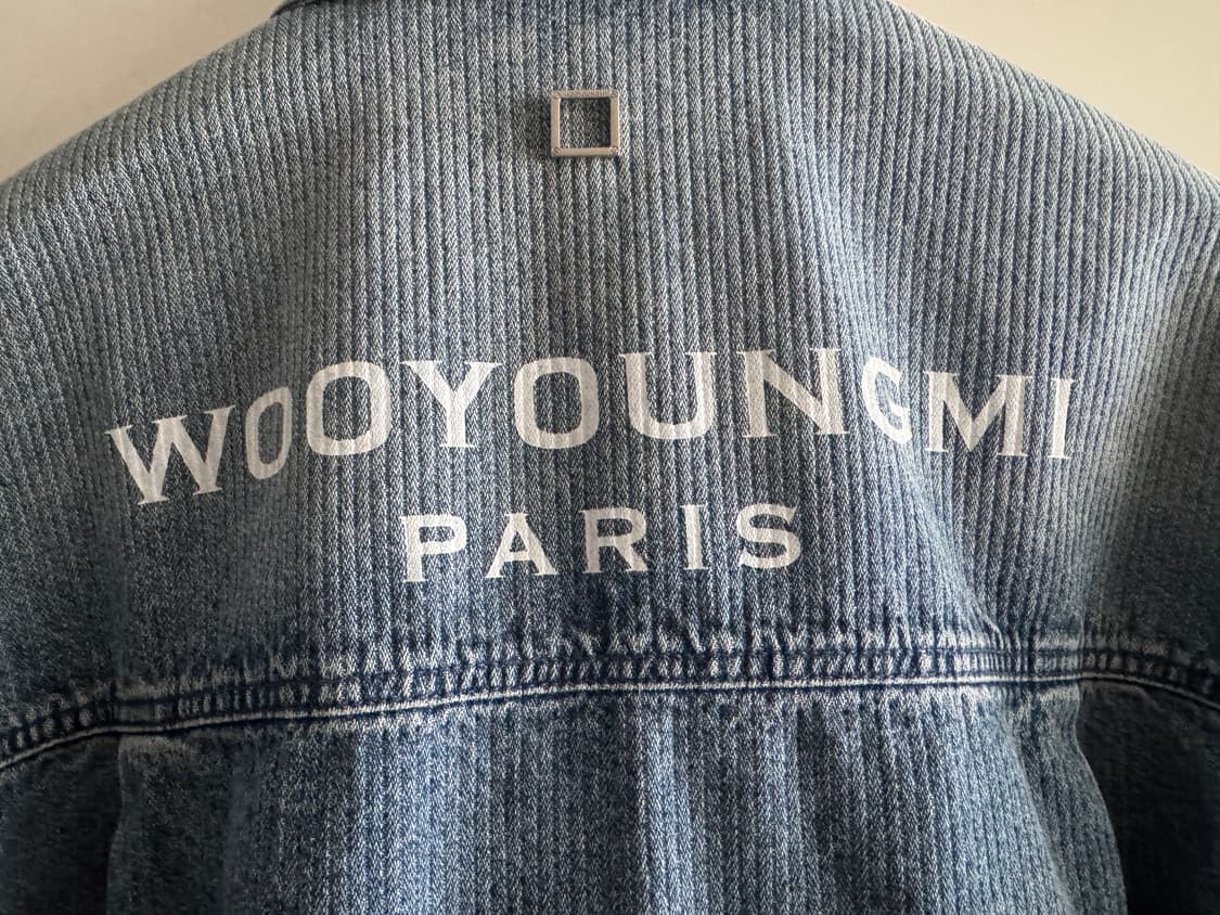 우영미 코듀로이 데님 백로고 셔츠 블루 - 25SS 상품이미지8