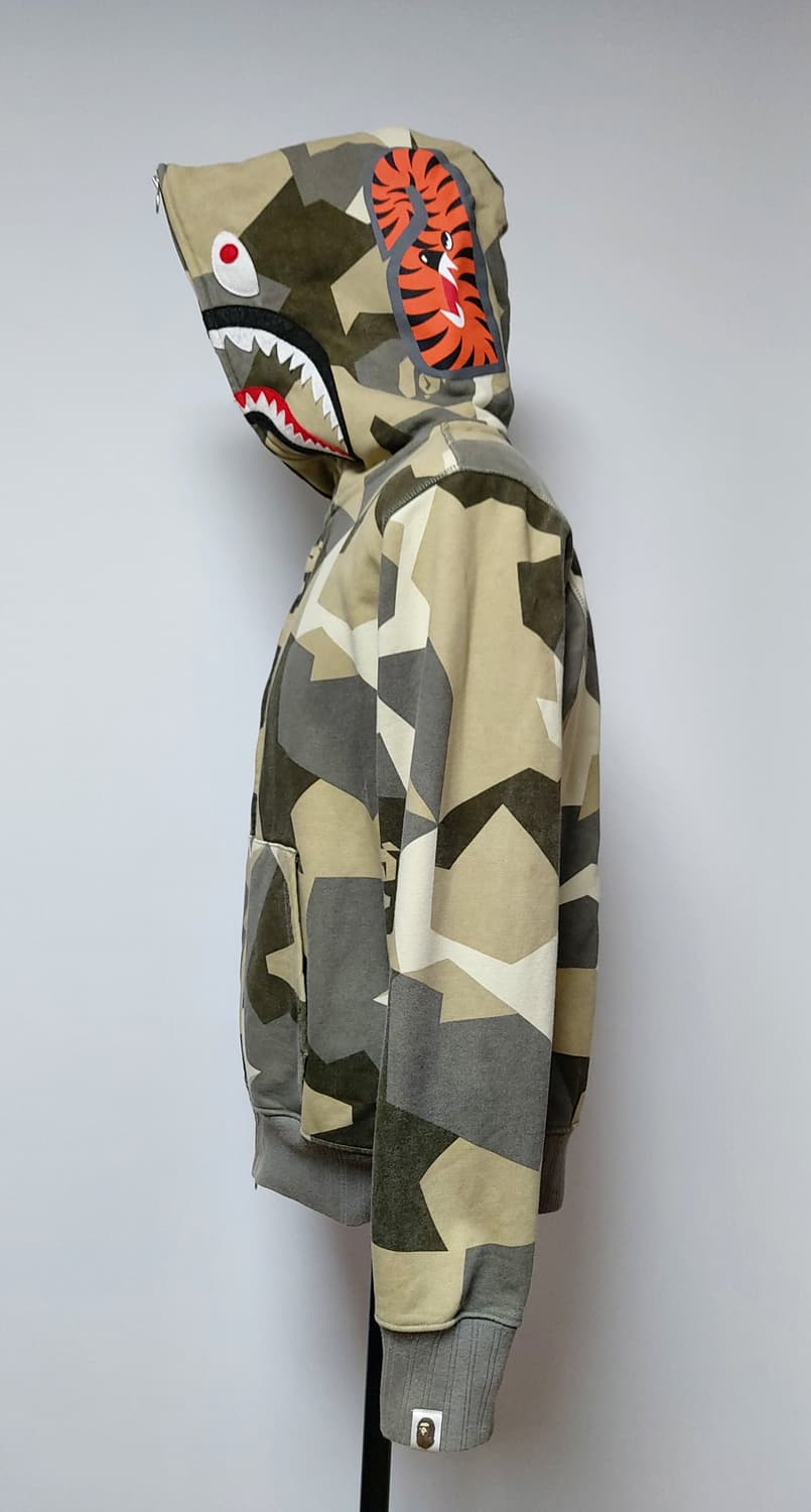 베이프 레이어드 라인 카모 샤크 후드집업(M) 상품이미지2