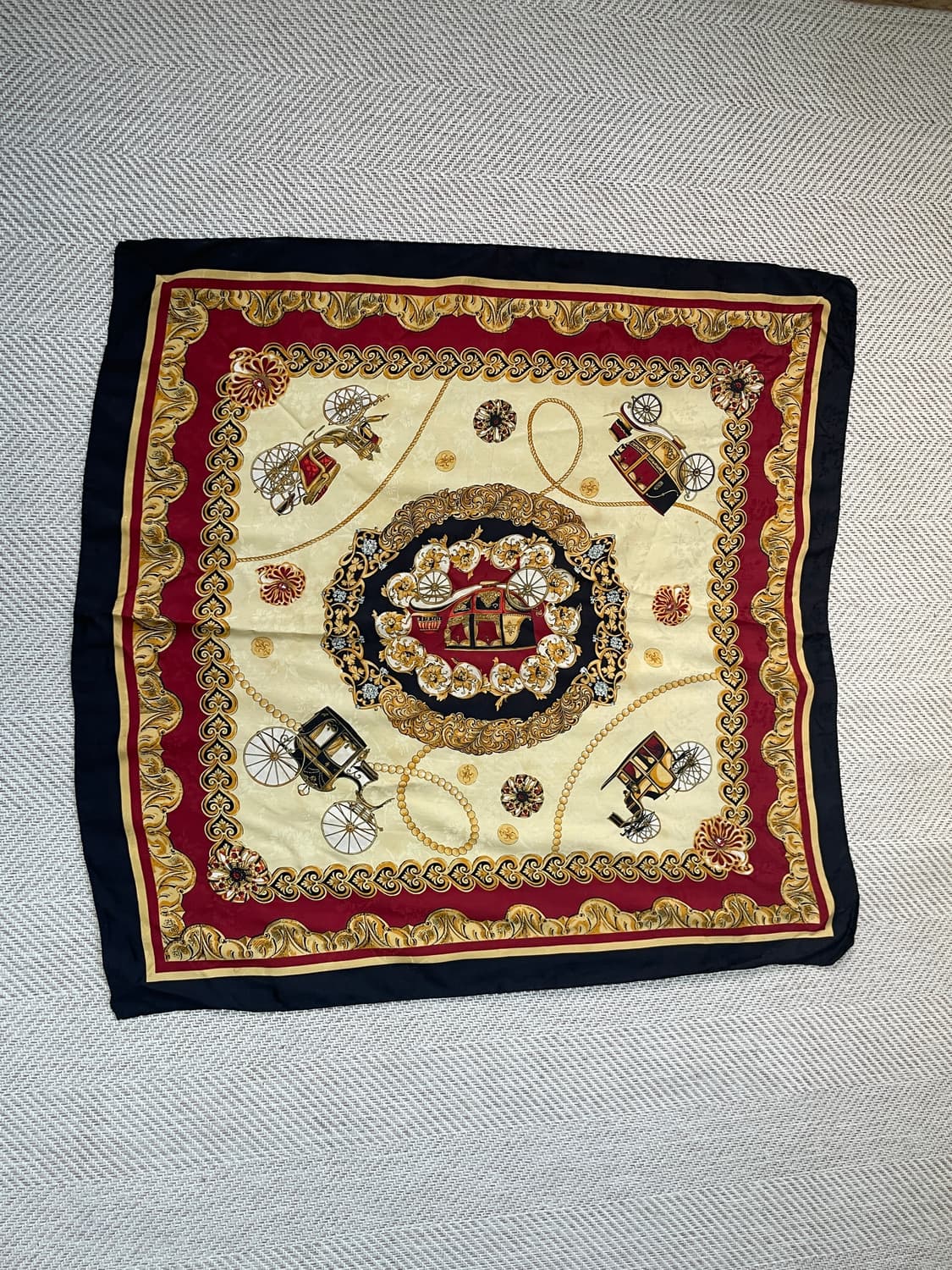 빈티지 클래식 코치 모티프 실크 스카프 상품이미지1