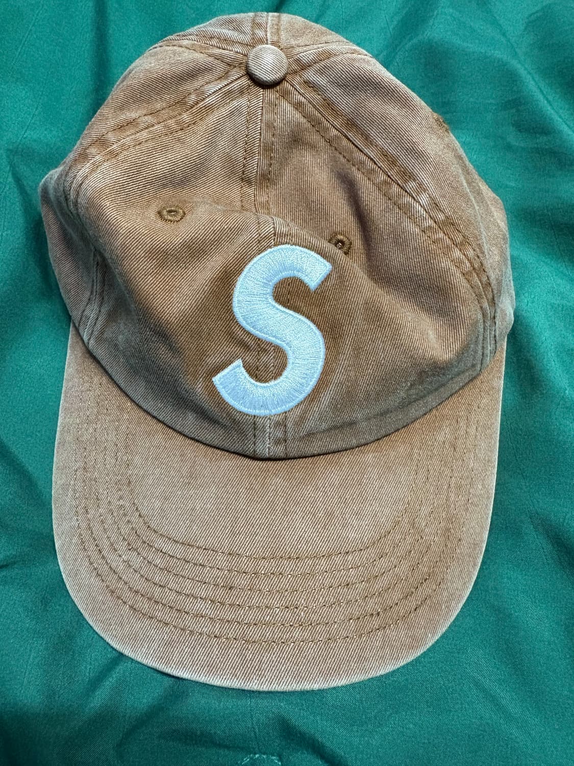 슈프림s로고 6패널캡 상품이미지1