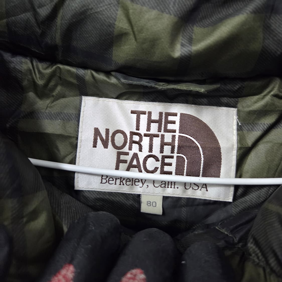 44 노스페이스 체크 패턴 오리털 숏패딩 700필 상품이미지3