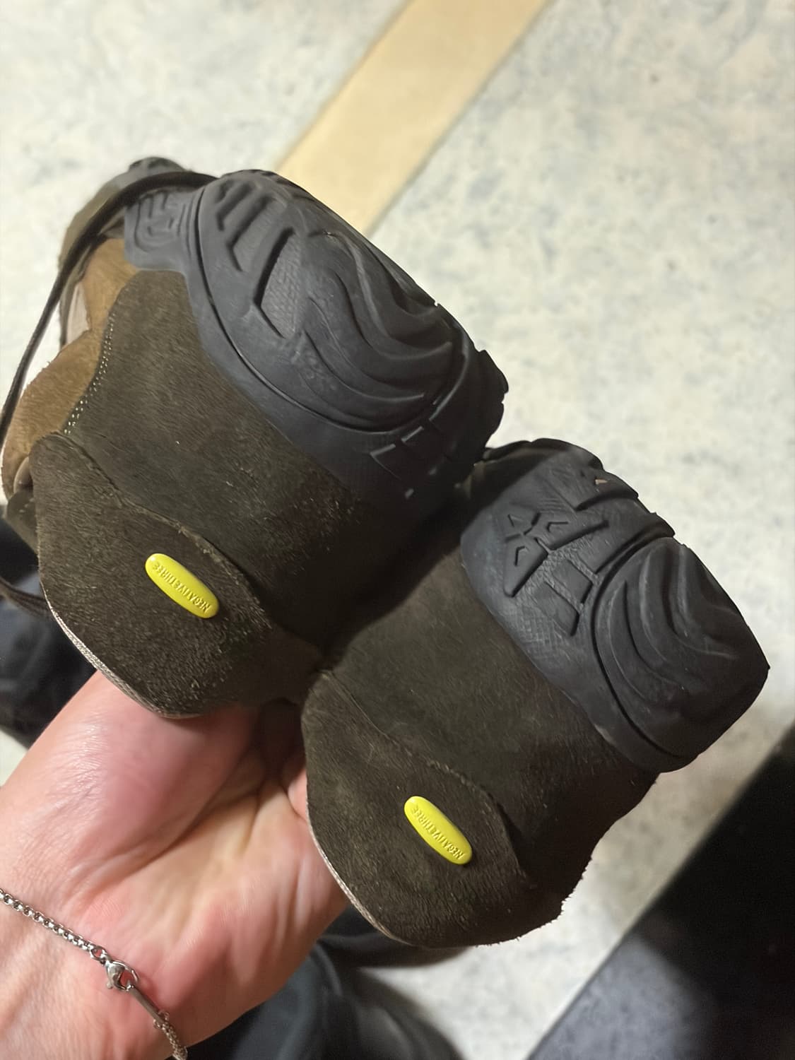 네거티브쓰리Asymmetry Sneakers_Khaki Brown 280 상품이미지6