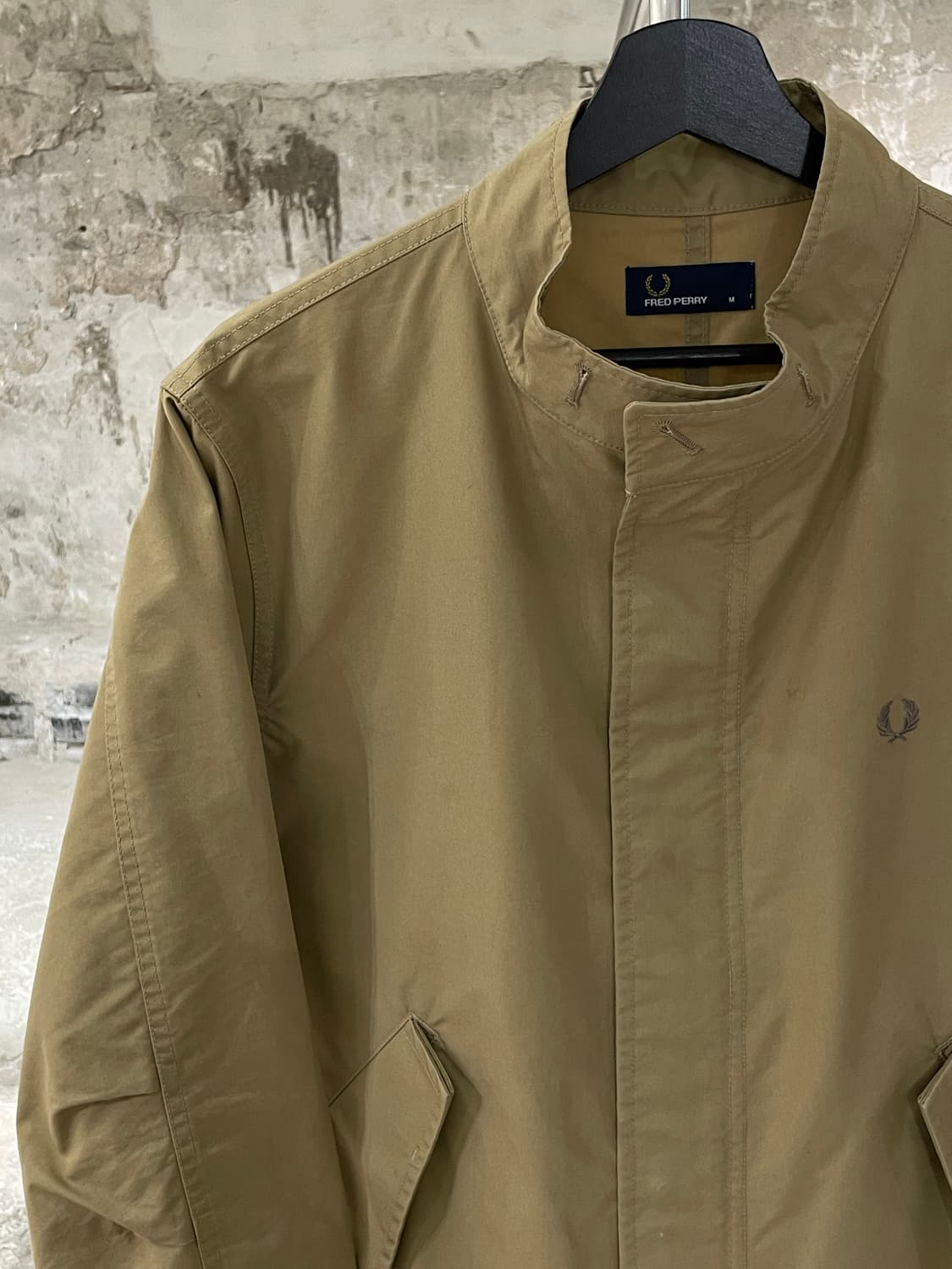 프레드 페리 베이지 로고 히든 집업 코튼 자켓 상품이미지2