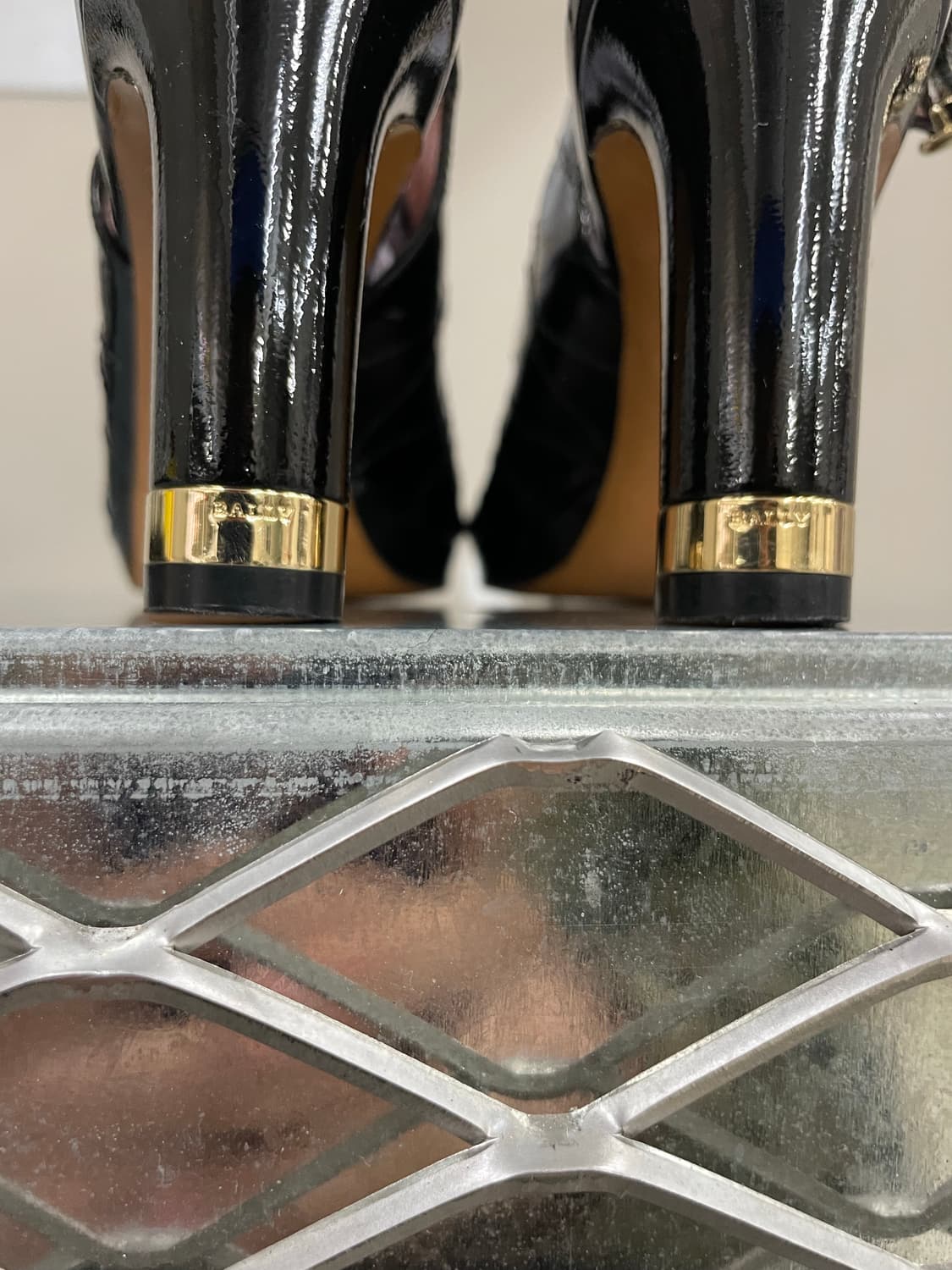 발리 슬링백 레더 펌프스 37.5 상품이미지7