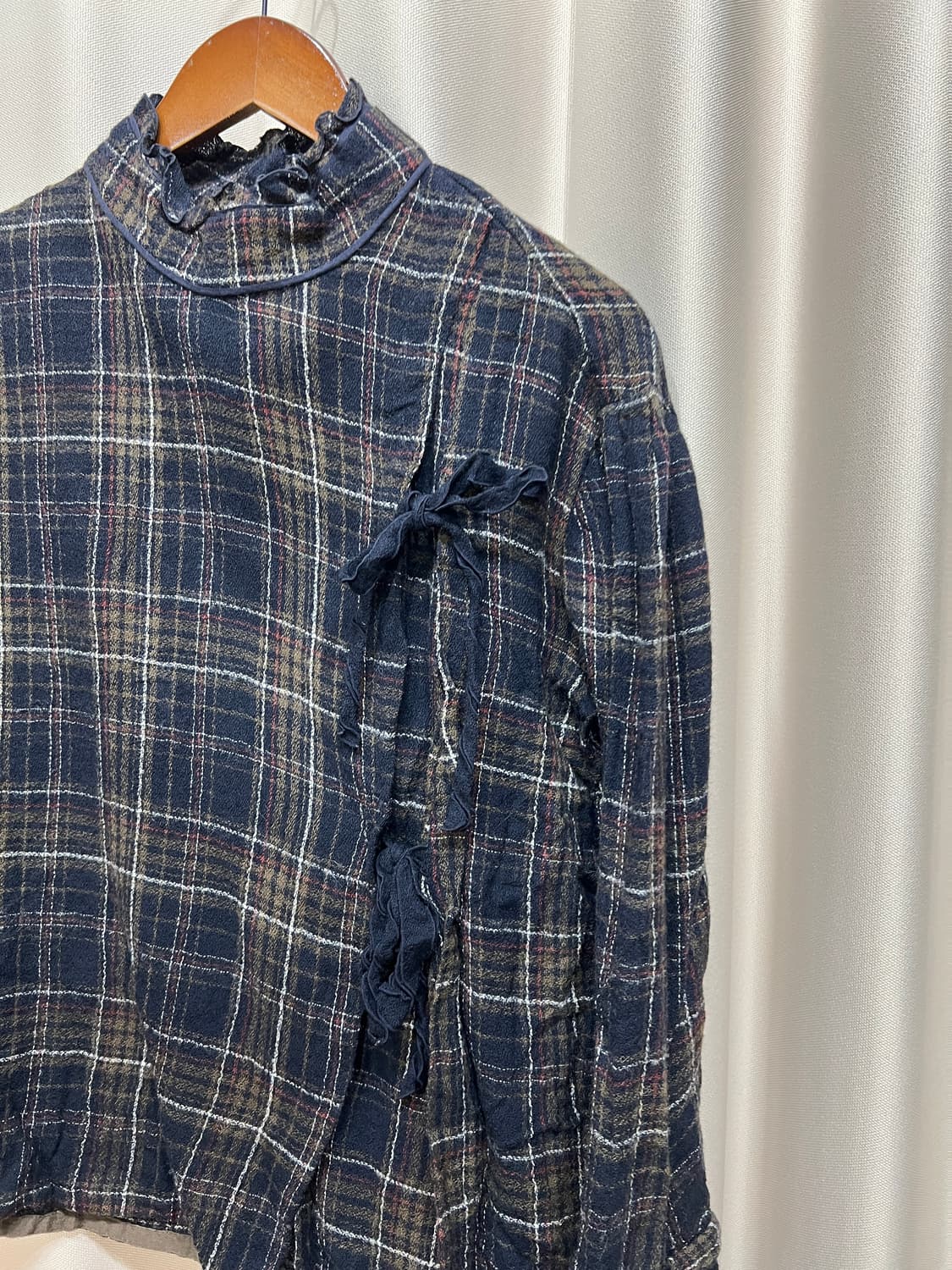 SJSJ 한섬 여성 체크 모직 블라우스  상품이미지3