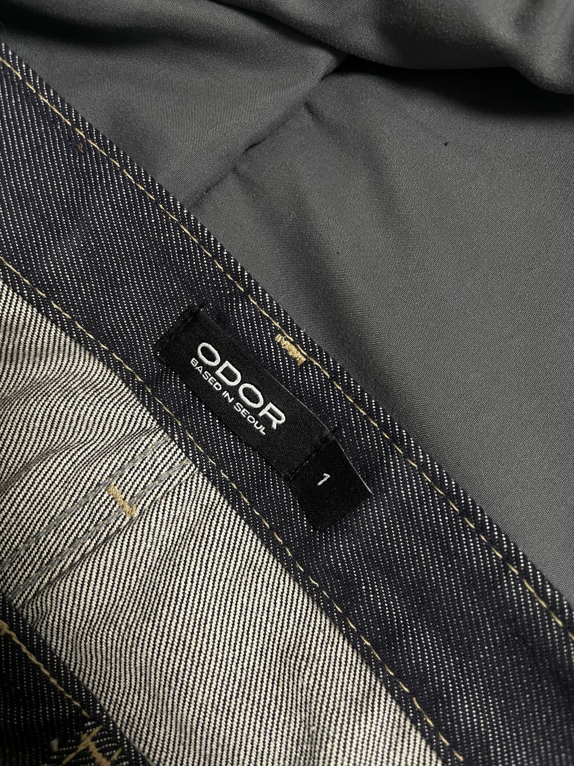 오도어 로고 드랍 팬츠 상품이미지2