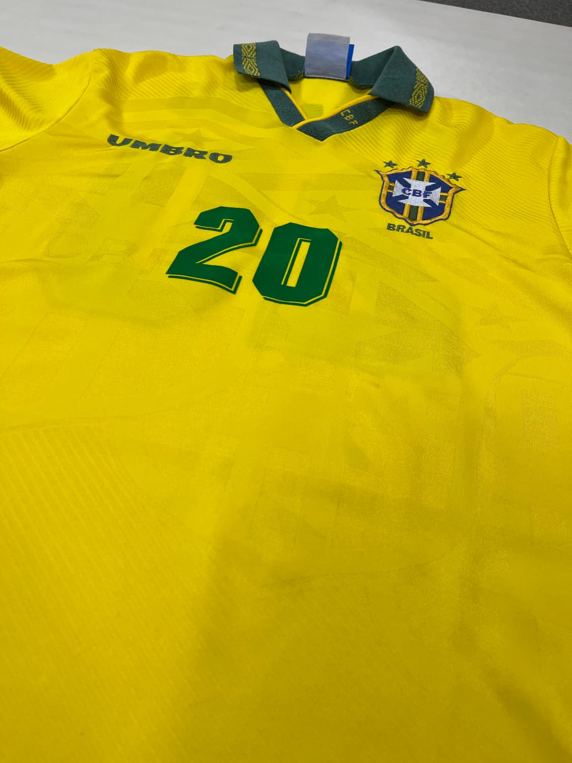엄브로 93-94 브라질 홈 호나우두 상품이미지10