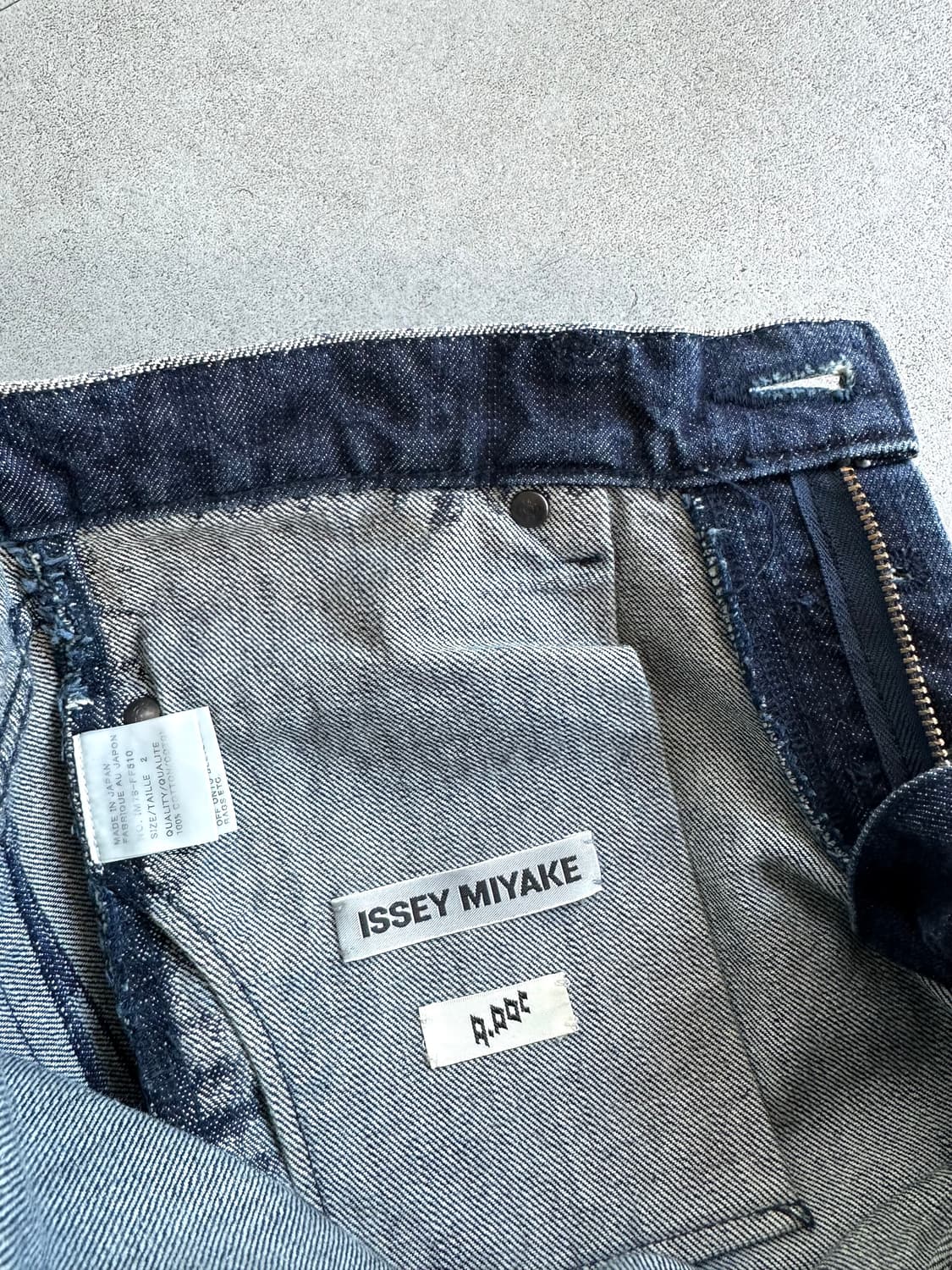 이세이미야케 A POC 사이드라인 플레어 데님팬츠 상품이미지6