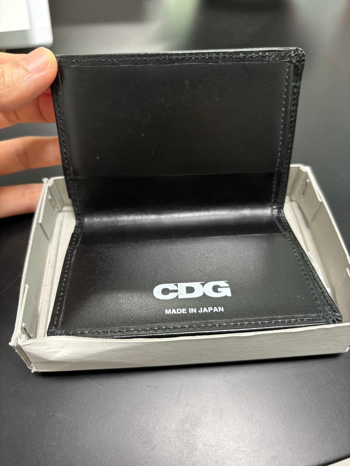 꼼데가르송 지갑 상품이미지3