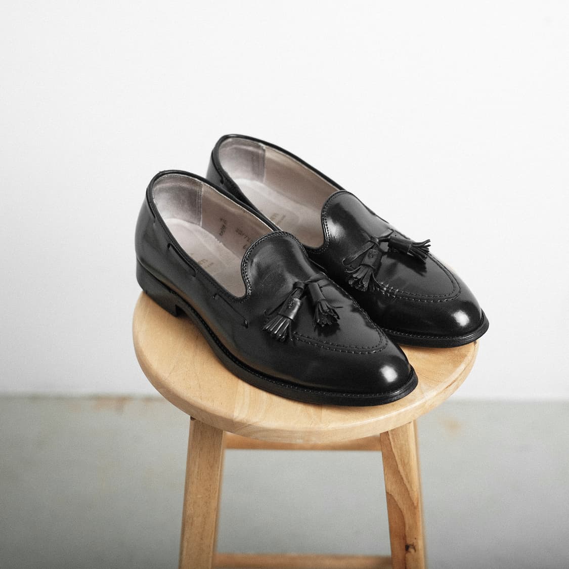 알든 664 9.5D(275사이즈) 블랙 코도반 태슬 로퍼 상품이미지7