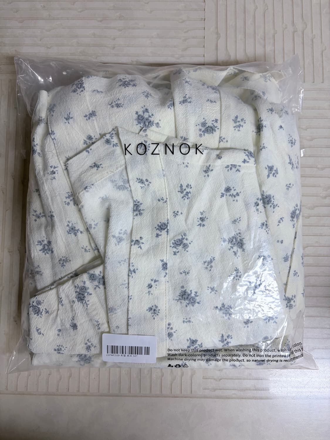 [새제품] 코즈넉 플라워 로브 나이트 가운 여성 잠옷 세트 파자마 상품이미지2