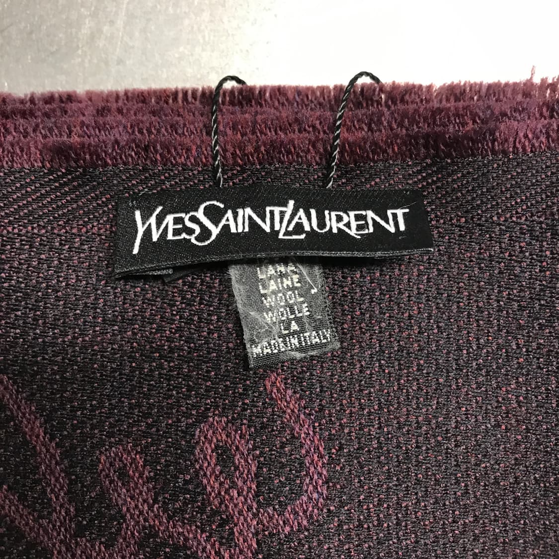 생로랑 머플러 상품이미지4