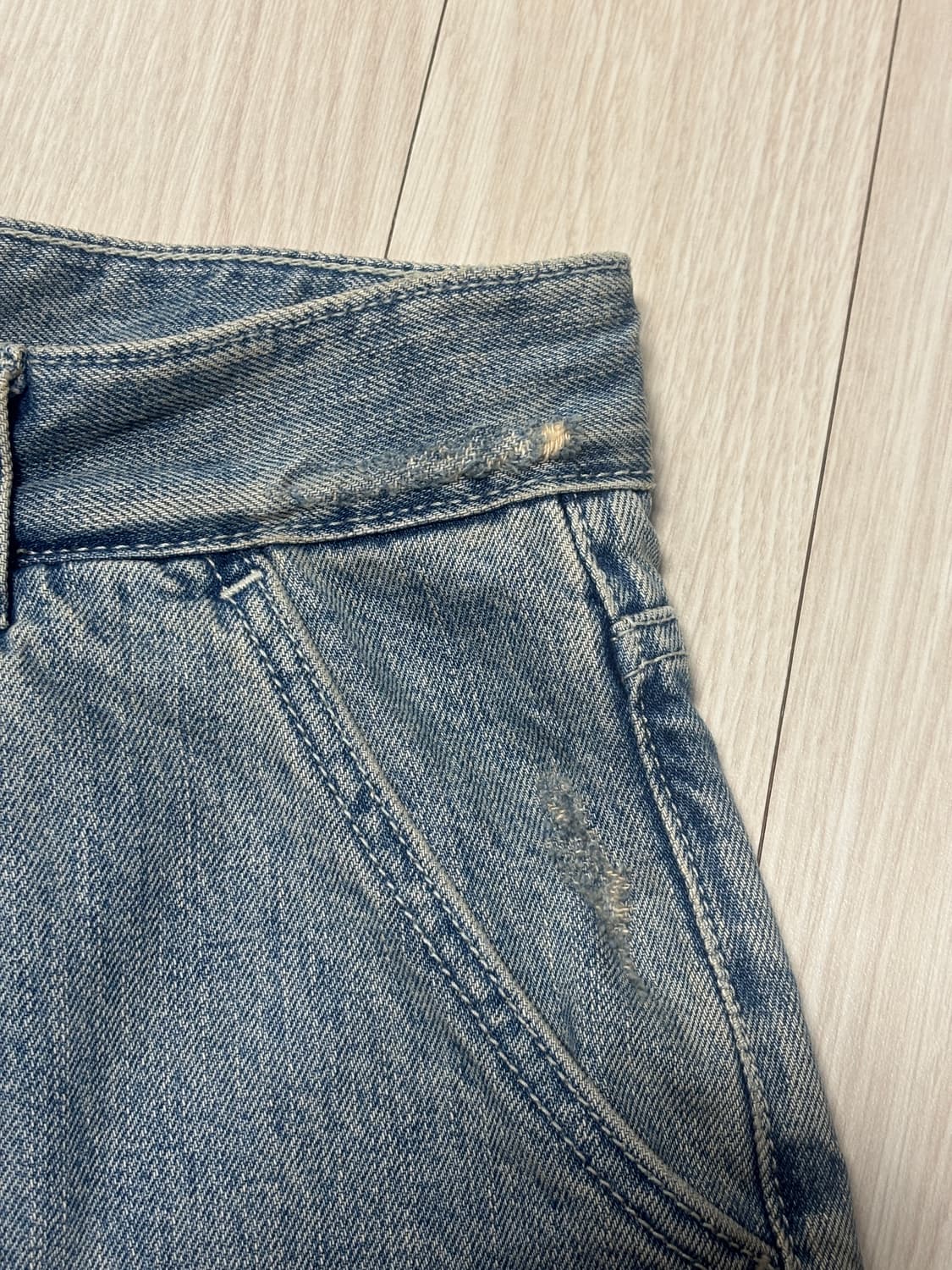 999휴머니티 CUTTING EDGE DENIM BURMUDA PANTS 상품이미지3