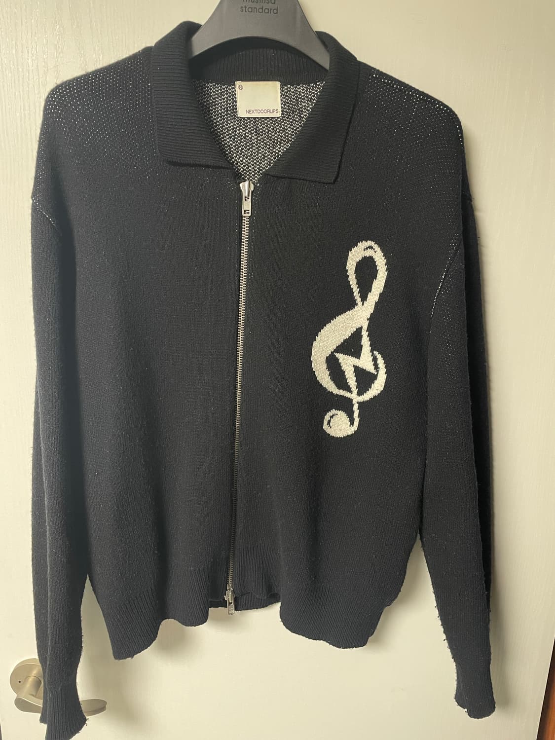 넥스트도어립스 가디건 상품이미지1