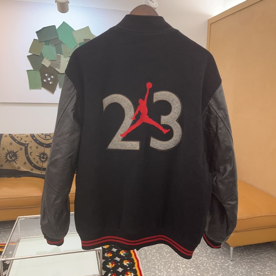 나이키 올드스쿨 90's 점프맨 레더 바시티 자켓 100 C07737 상품이미지4