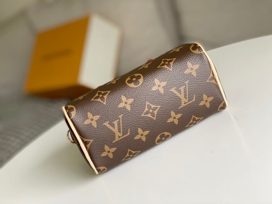 루이비통 나노 스피디 모노그램 상품이미지2