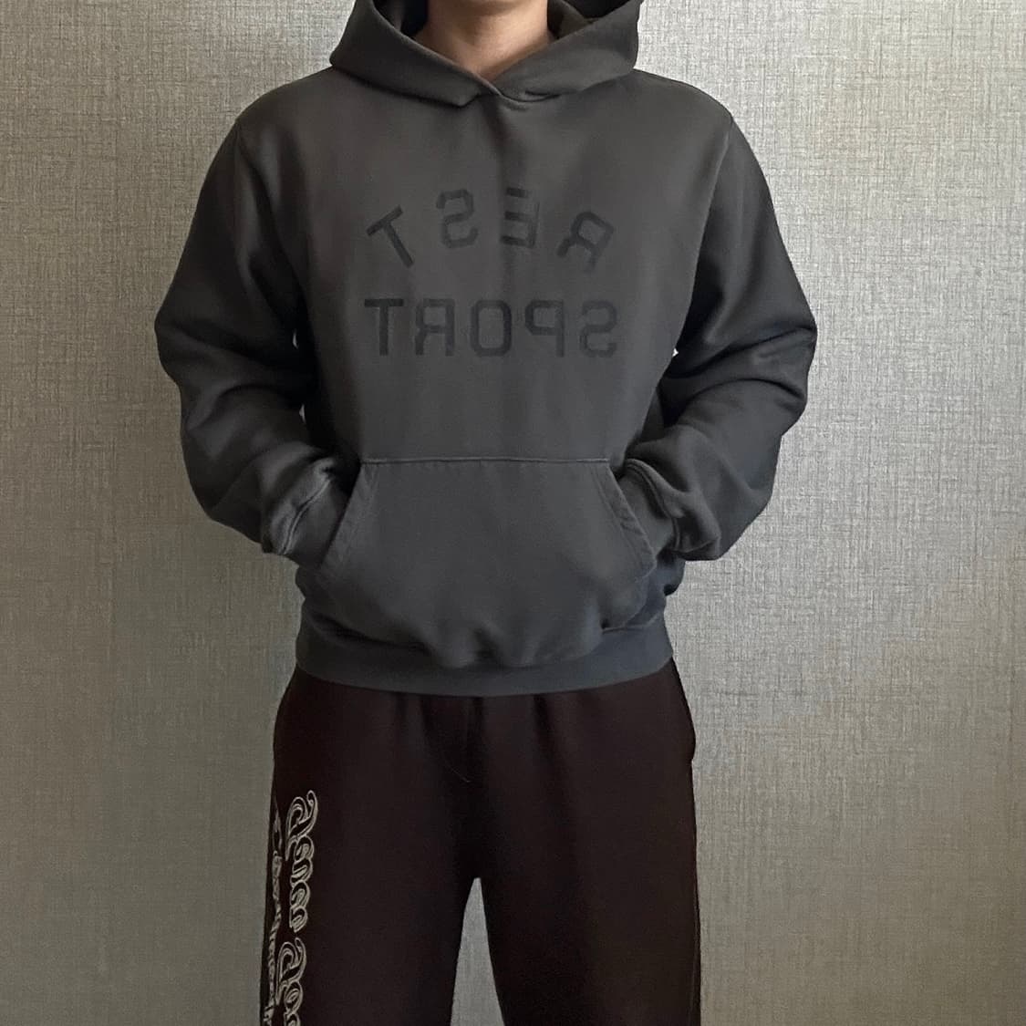 Rest & Recreation Spell-Logo Hoodie 상품이미지3