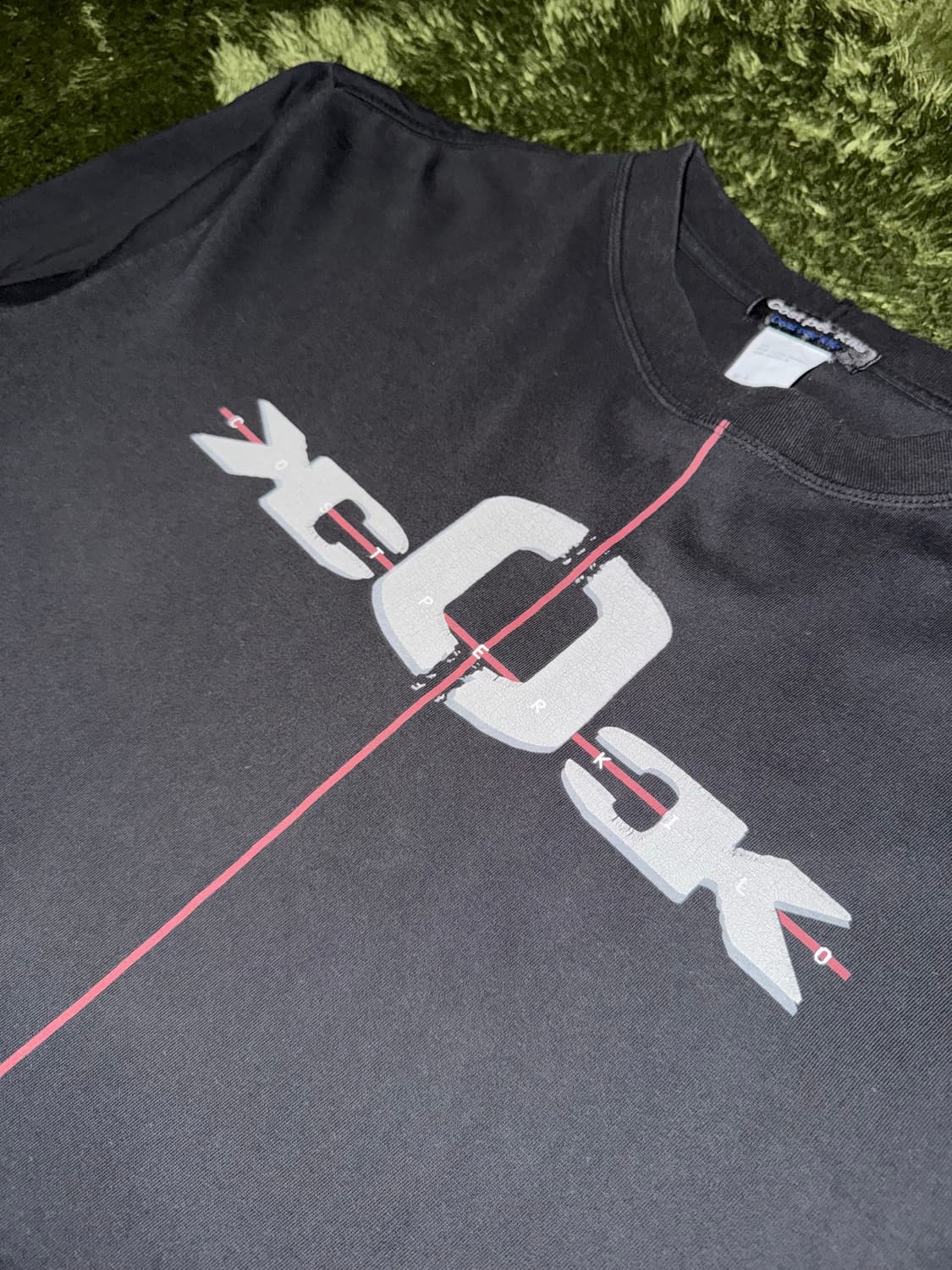 [XL] 코스트 퍼 킬로 크랙 로고 프린트 루즈 핏 롱슬리브 티셔츠 블랙 상품이미지2